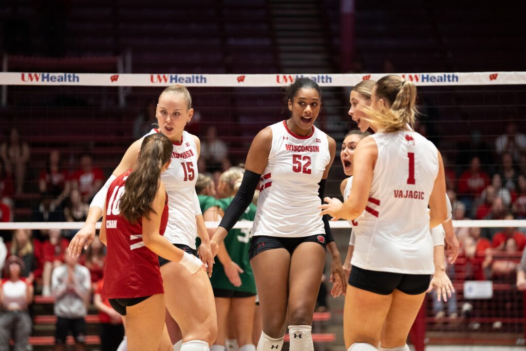 wisconsin volleyball team leaked